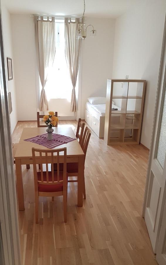 Sobieski Inner Ring Apartments Vienne Extérieur photo